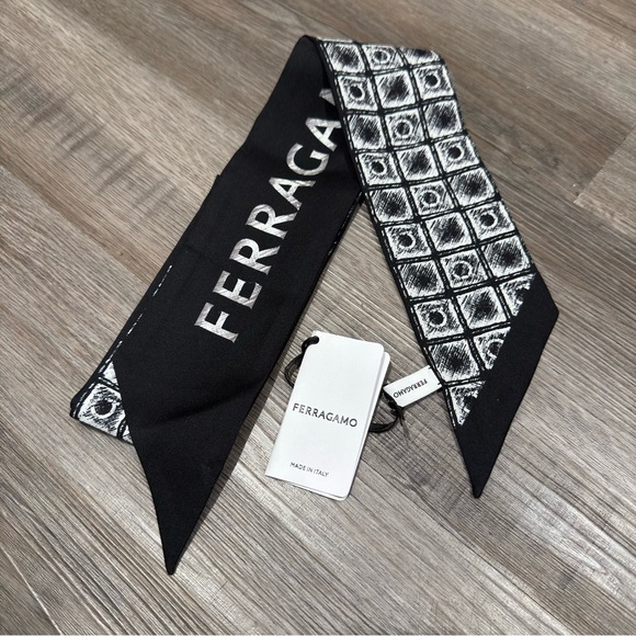 Salvatore Ferragamo Etched Logo Print Silk Bandeau Scarf Twilly in Black White - Picture 8 of 13